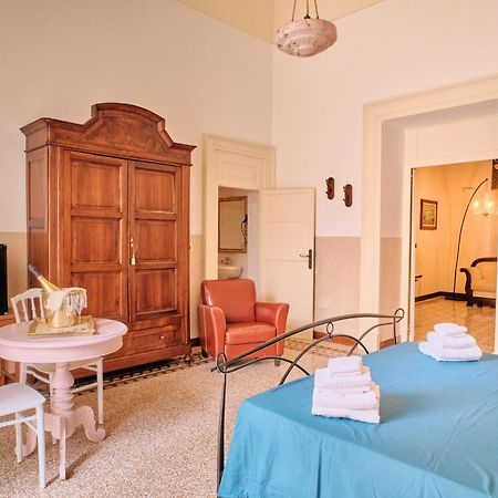 Hotel Palazzo Scarciglia Minervino di Lecce Esterno foto