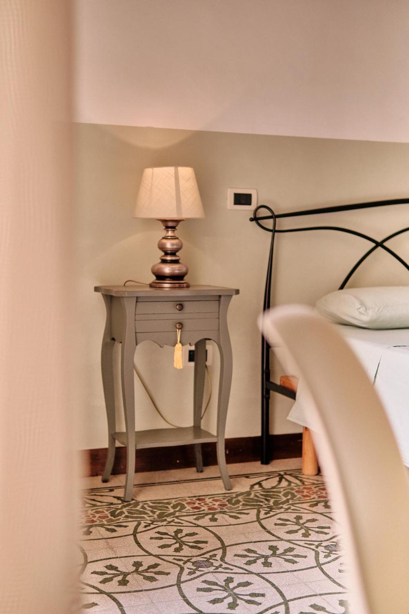 Hotel Palazzo Scarciglia Minervino di Lecce Esterno foto