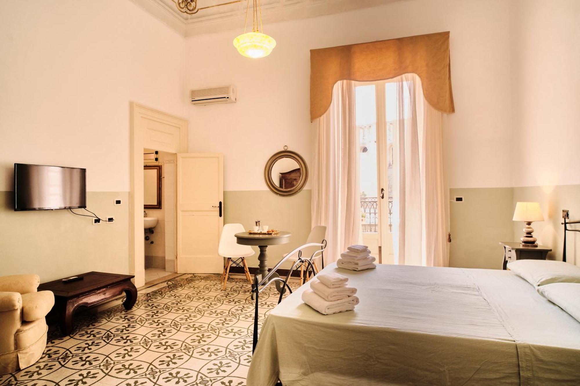 Hotel Palazzo Scarciglia Minervino di Lecce Esterno foto